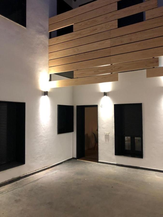Estudio Centrico En Punonrostro Sevilla Exterior foto